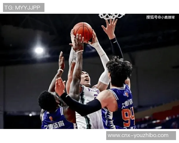 布朗狂砍49分洛夫顿豪取33分23篮板9助攻广厦主场力克上海迎来四连胜